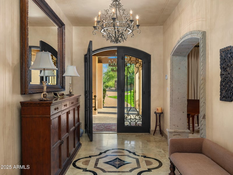 6000 Palo Cristi Rd, Paradise Valley, AZ 85253