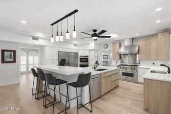 6001 2nd Ave, Phoenix, AZ 85013