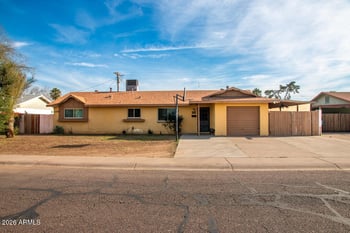 6001 Earll Dr, Phoenix, AZ 85033