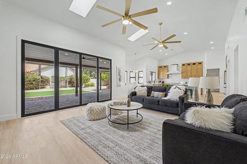 6002 Winchcomb Dr, Scottsdale, AZ 85254