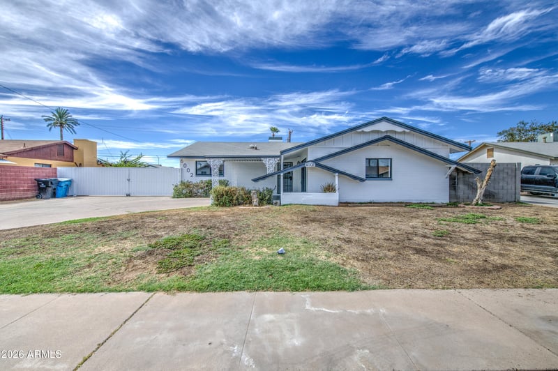 6002 W Catalina Dr, Phoenix, AZ 85033