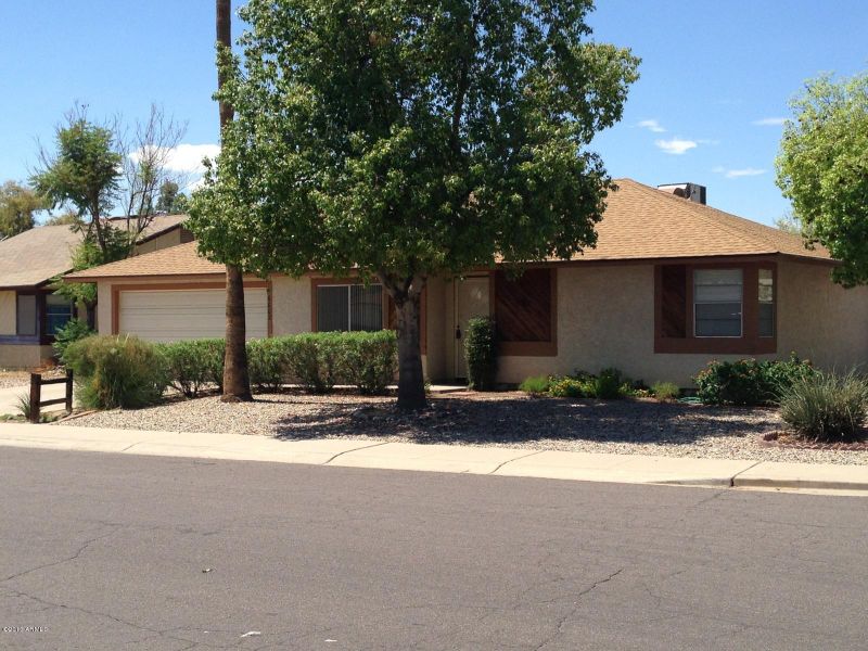6002 W Evans Dr, Glendale, AZ 85306
