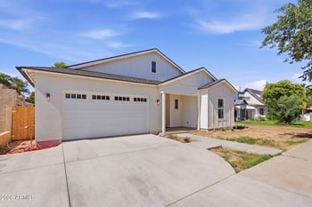 6002 Northview Ave, Glendale, AZ 85301