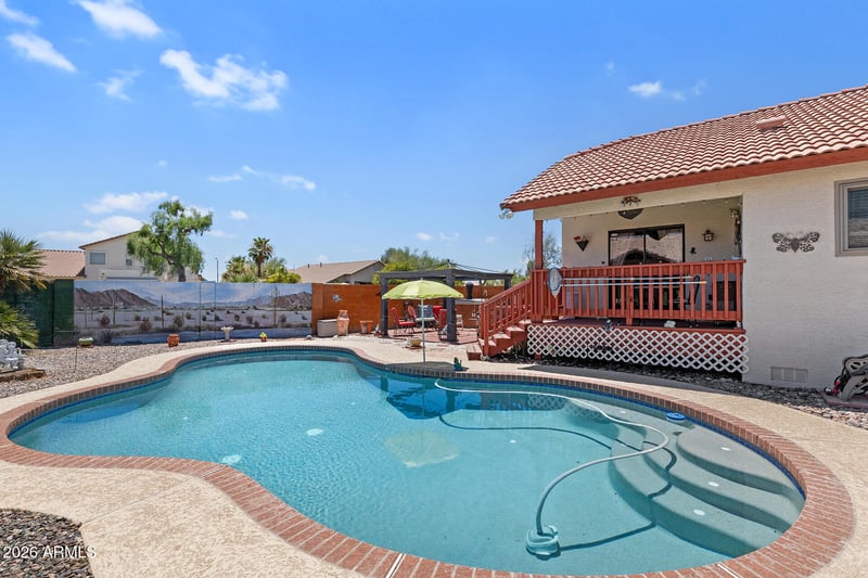 6006 W Villa Maria Dr, Glendale, AZ 85308