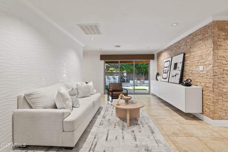 6008 9th St, Phoenix, AZ 85014