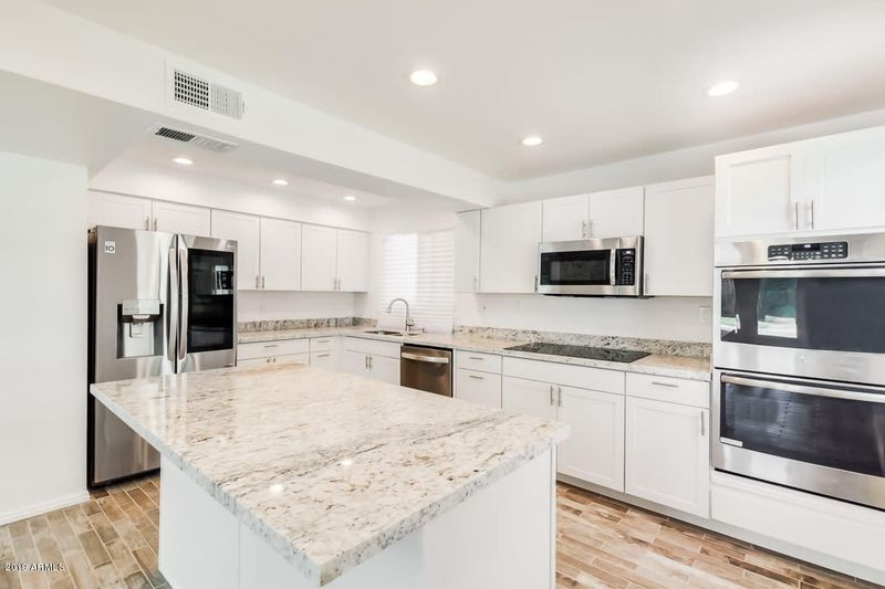 6009 W Coolidge St, Phoenix, AZ 85033