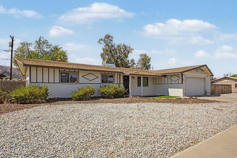 601 E Euclid Ave, Phoenix, AZ 85042