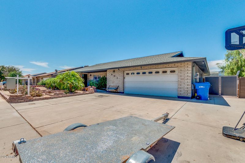 601 E Helena Dr, Phoenix, AZ 85022