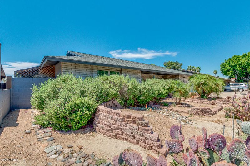 601 E Helena Dr, Phoenix, AZ 85022