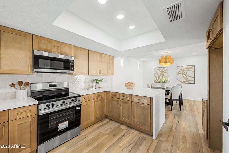 601 E Wescott Dr, Phoenix, AZ 85024