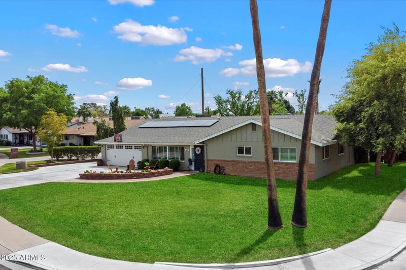 601 E Winter Dr, Phoenix, AZ 85020