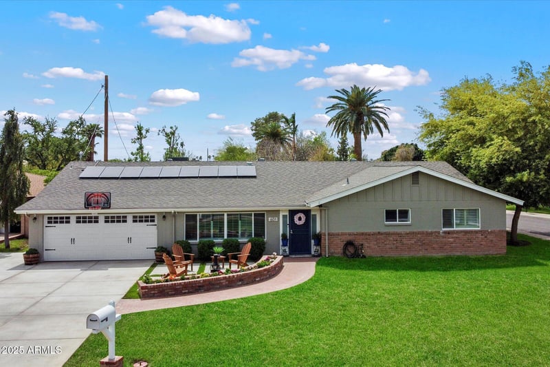 601 E Winter Dr, Phoenix, AZ 85020