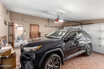 601 Gibraltar Ln, Phoenix, AZ 85023