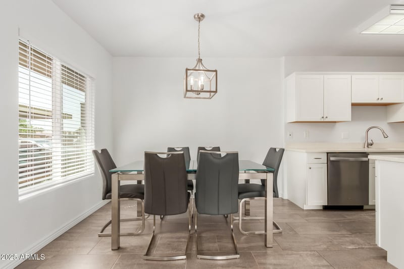 601 May -- #25, Mesa, AZ 85201