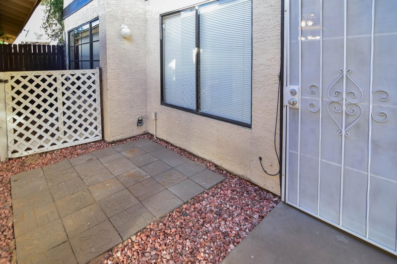 601 N 4th St #B, Avondale, AZ 85323