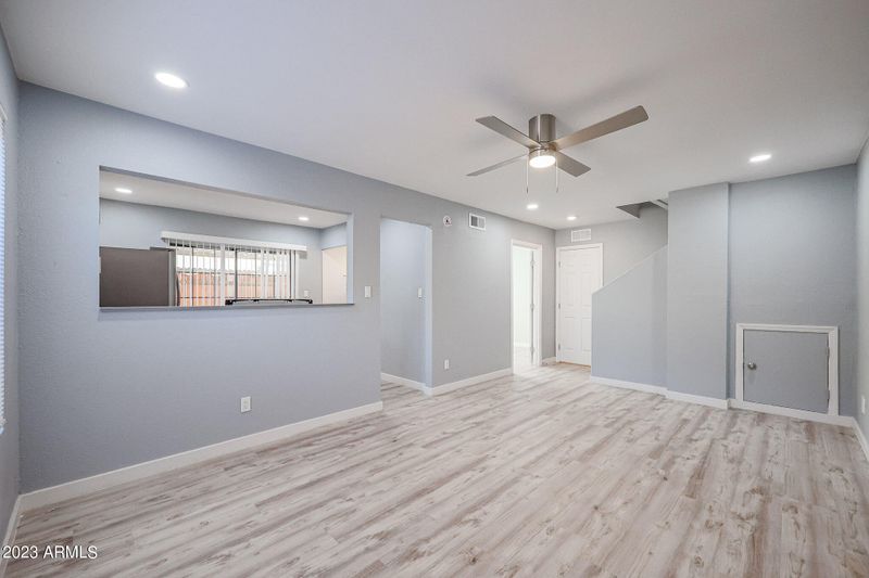 601 N 4th St #H, Avondale, AZ 85323