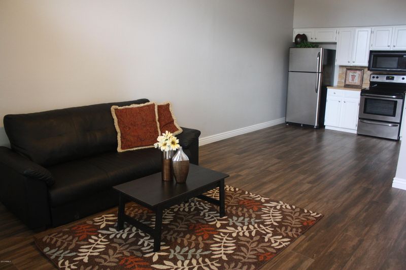 601 N May St #13, Mesa, AZ 85201