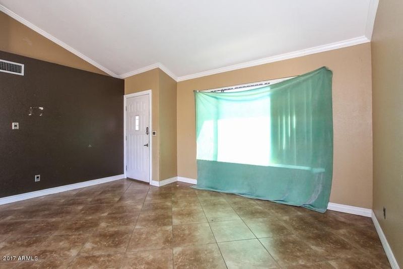 6010 W Kings Ave, Glendale, AZ 85306