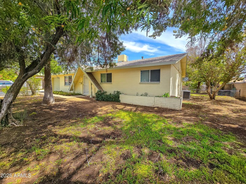 6013 Avalon Dr, Phoenix, AZ 85033