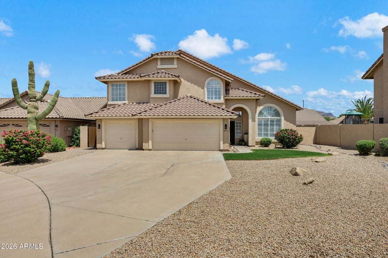 6014 E Selkirk Cir, Mesa, AZ 85215