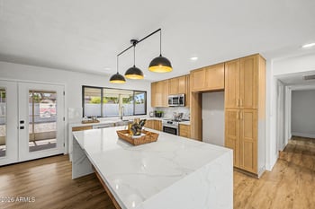 6014 Dorsey Ln, Tempe, AZ 85283