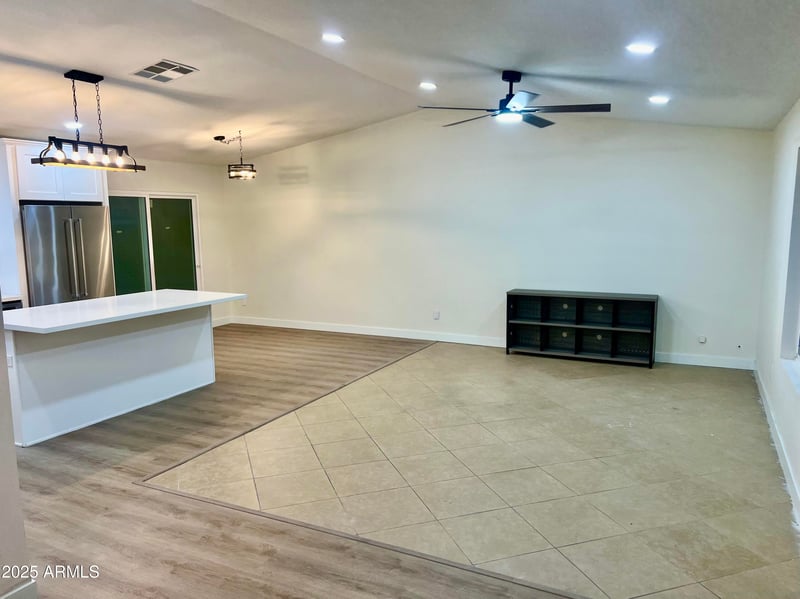 6014 Windsor Ave, Phoenix, AZ 85035