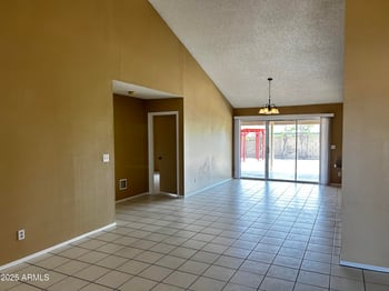 6015 Crocus Dr, Glendale, AZ 85306