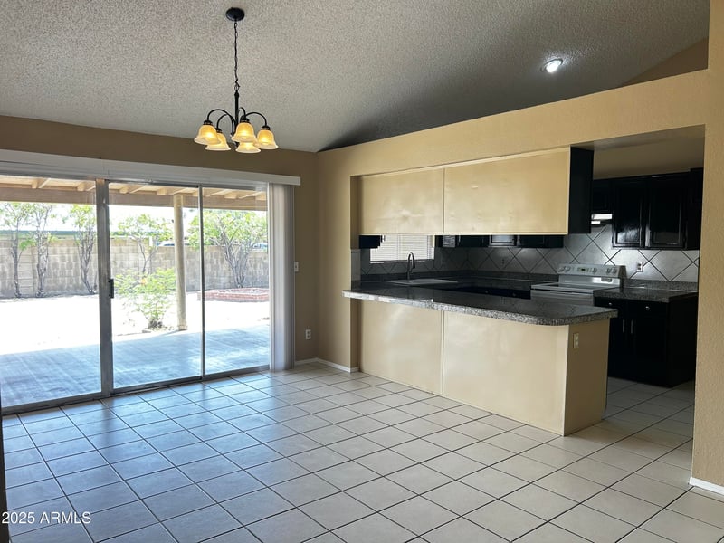 6015 Crocus Dr, Glendale, AZ 85306