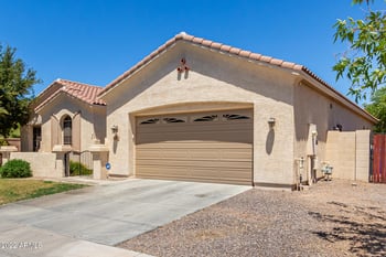 6015 Joslyn Ln, Gilbert, AZ 85298