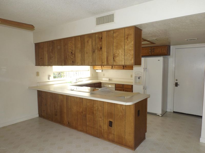 6015 N 10th St, Phoenix, AZ 85014