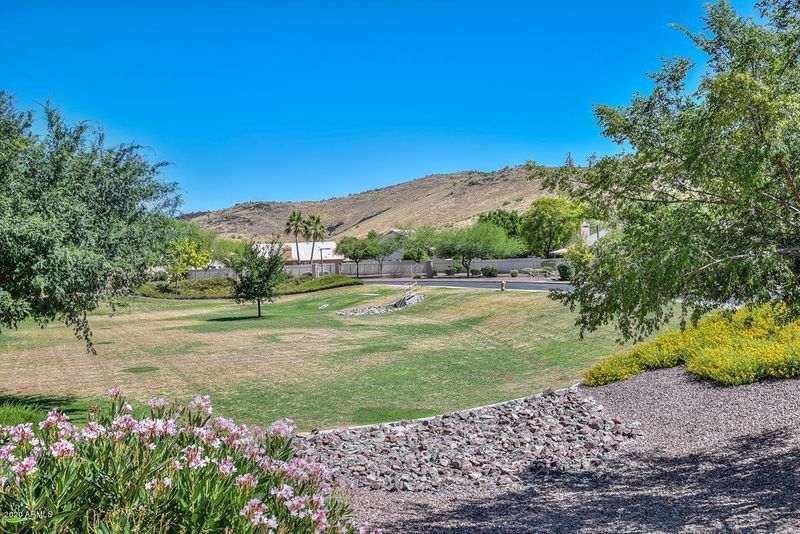 6015 W Charlotte Dr, Glendale, AZ 85310