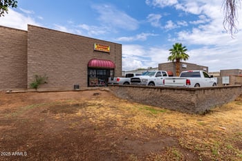 6016 57th Ave, Glendale, AZ 85301