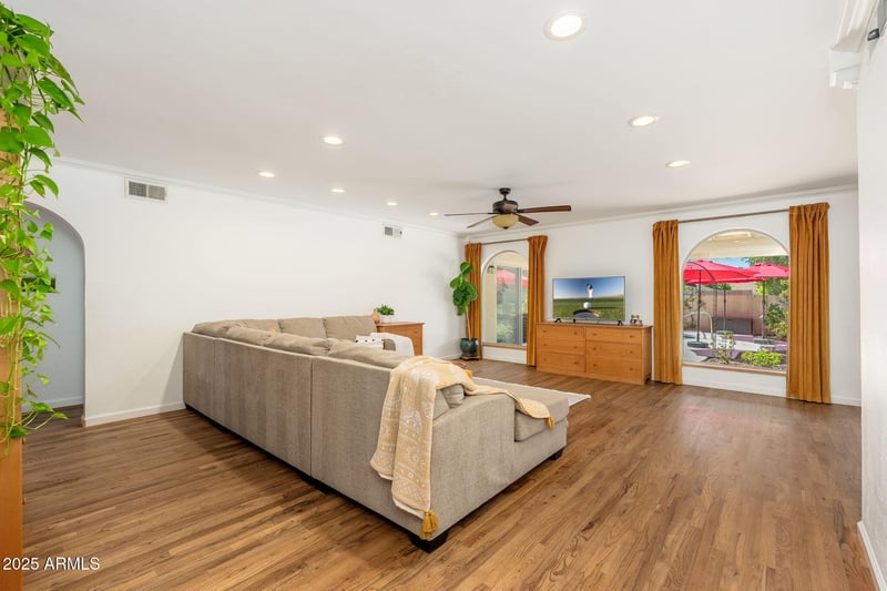 6017 Acoma Dr, Scottsdale, AZ 85254