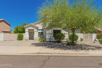 6017 Almanza Ln, Litchfield Park, AZ 85340