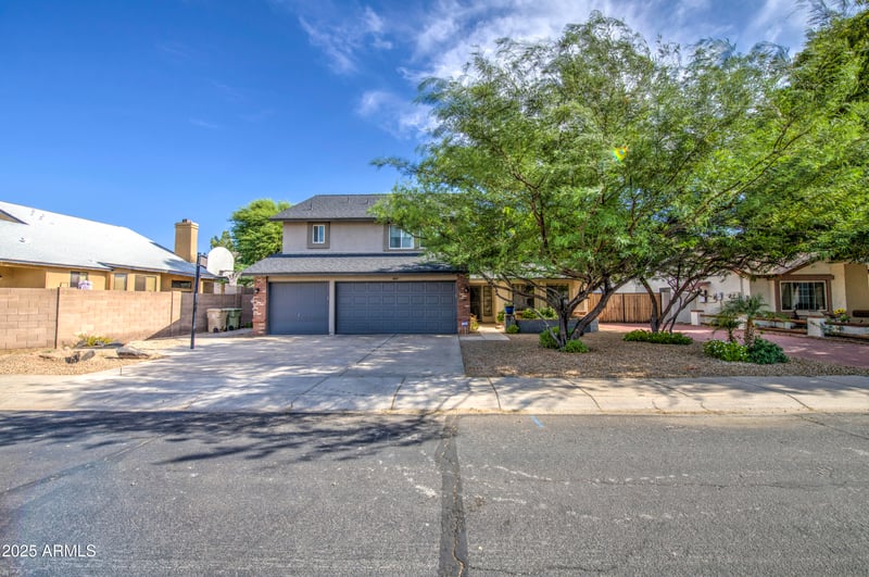 6017 Villa Maria Dr, Glendale, AZ 85308