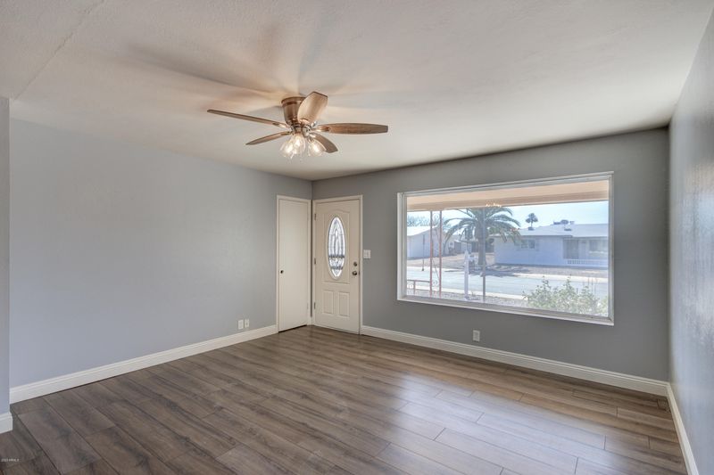 6018 E Des Moines St E, Mesa, AZ 85205