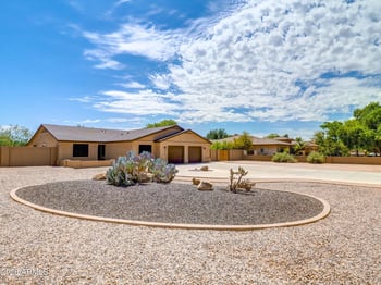 6019 W Greenbriar Dr, Glendale, AZ 85308