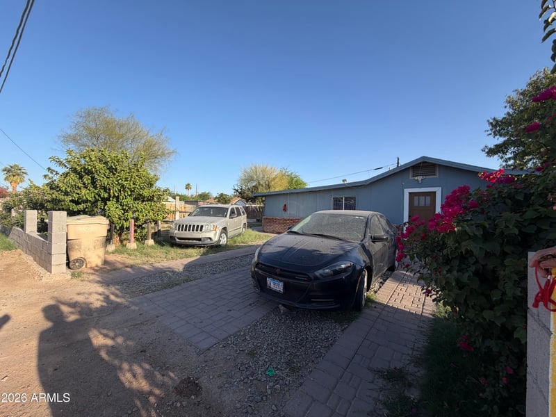 6019 Orangewood Ave, Glendale, AZ 85301