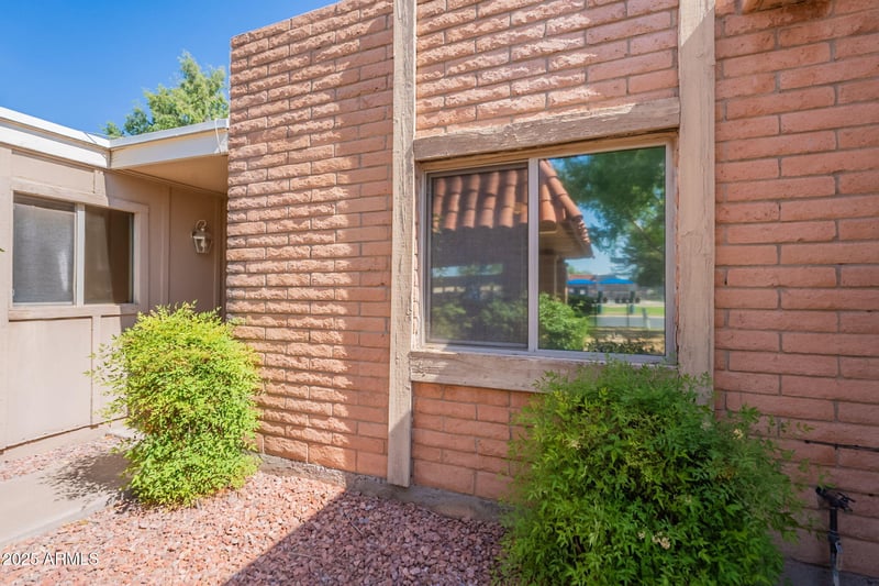 602 Colgate Dr, Tempe, AZ 85283