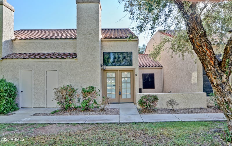 602 May -- #17, Mesa, AZ 85201
