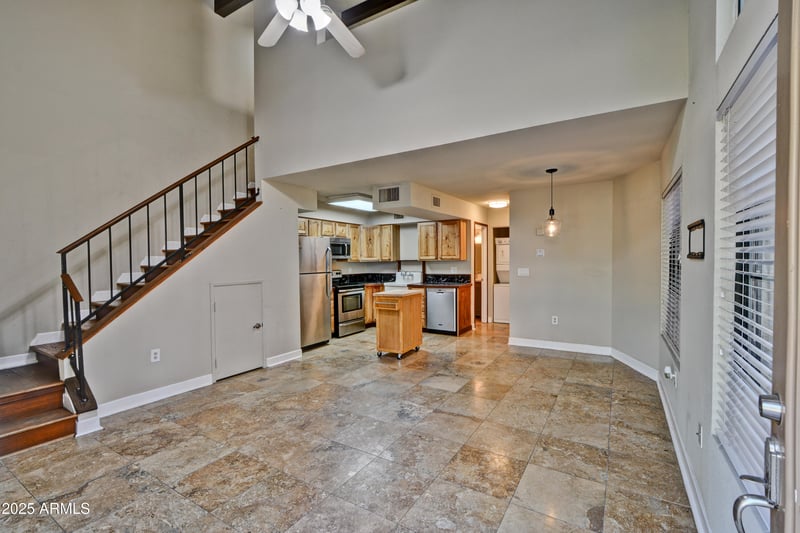 602 May -- #17, Mesa, AZ 85201