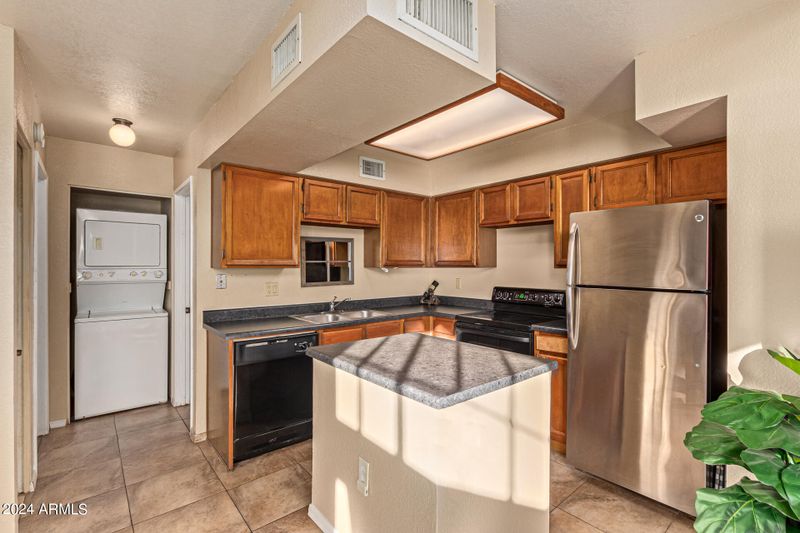 602 N May -- #4, Mesa, AZ 85201