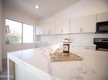 602 S Neely St, Gilbert, AZ 85233