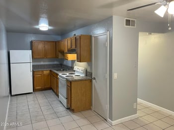 602 Townley Ave #205, Phoenix, AZ 85020