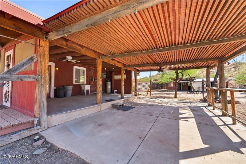 602 W Circle Mountain Rd, New River, AZ 85087