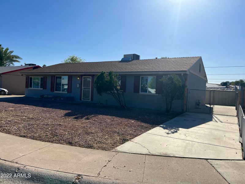 6020 N 61st Dr, Glendale, AZ 85301