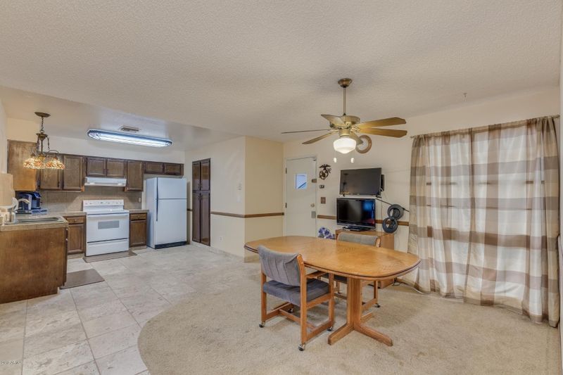 6020 S 41st Cir, Phoenix, AZ 85042