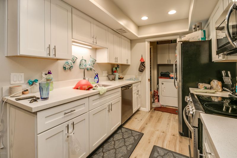 6020 W Augusta Ave, Glendale, AZ 85301