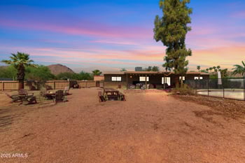 6021 Mockingbird Ln, Paradise Valley, AZ 85253
