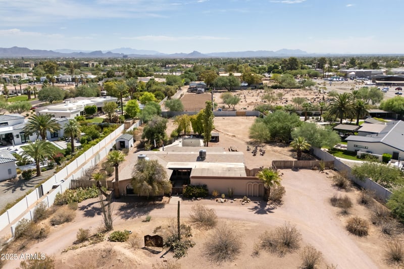 6021 Mockingbird Ln, Paradise Valley, AZ 85253